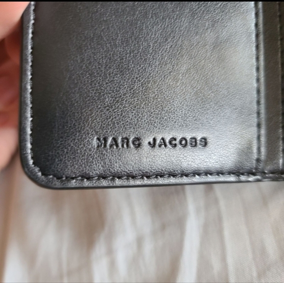 Marc Jacobs Black Leather Wallet - Picture 12 of 12